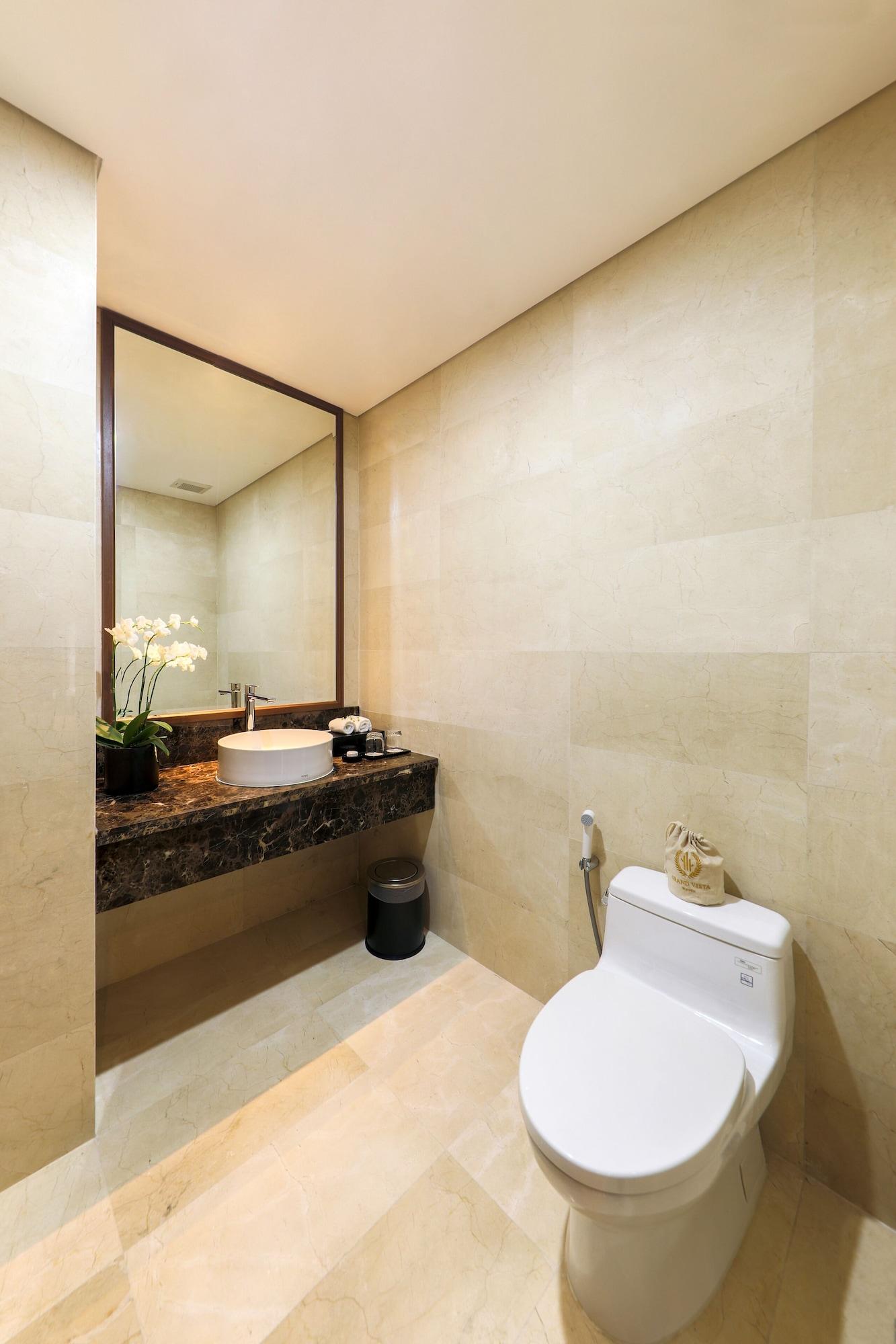 Grand Vista Hà Nội Khách sạn Hà Nội